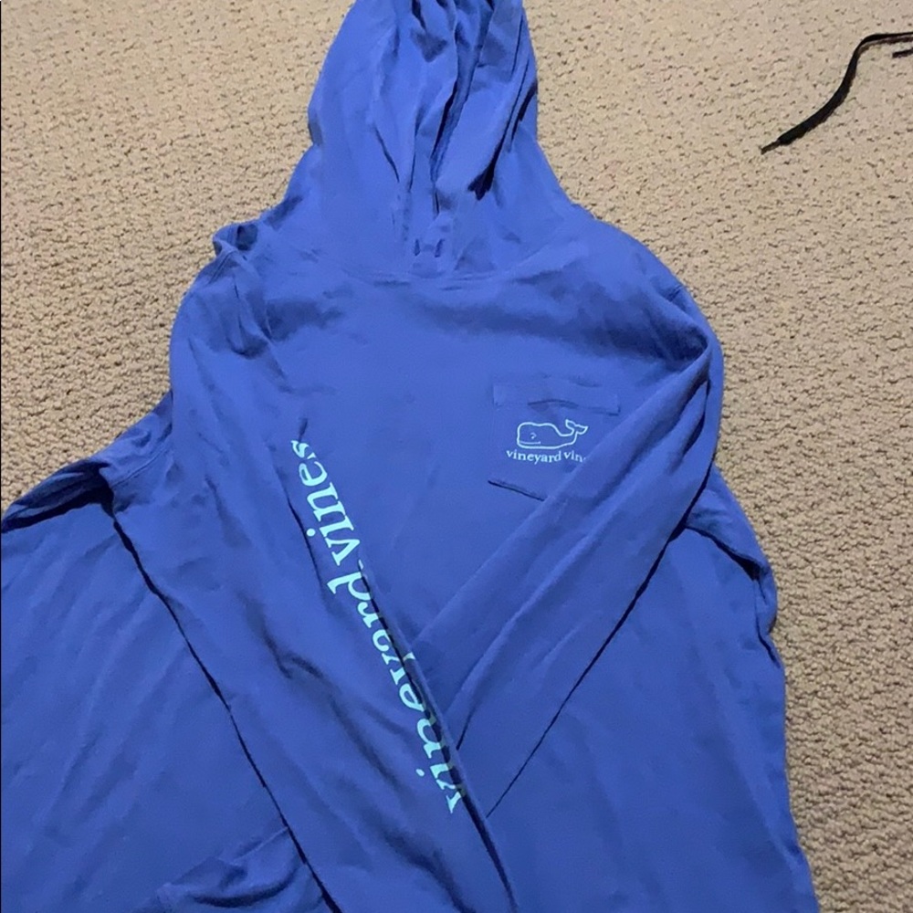 super soft vineyard vines long sleeve hooded shirt